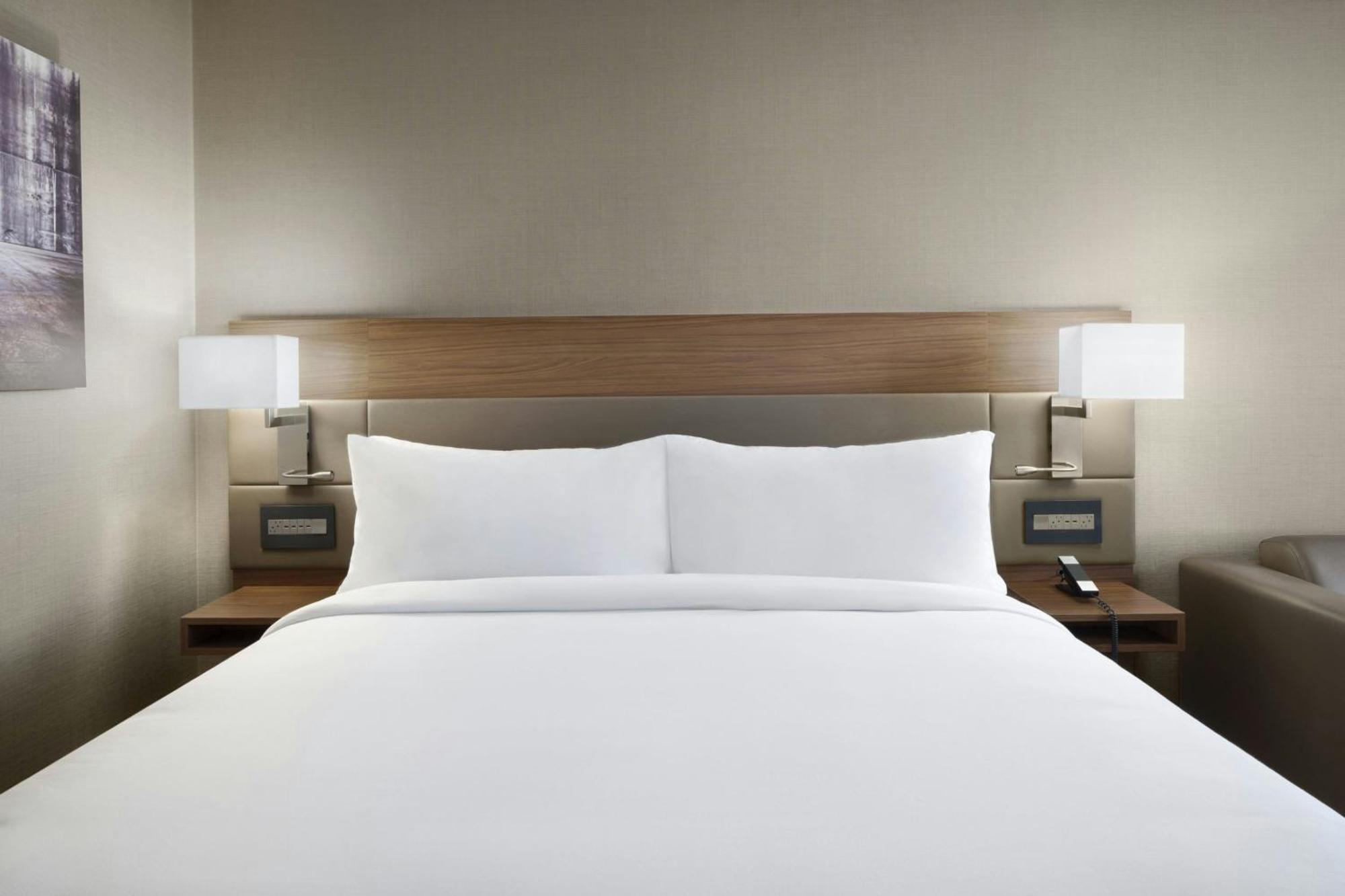 Ac Hotel By Marriott St. Louis Клейтон Екстер'єр фото